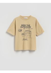 Reserved - Bawełniany t-shirt z nadrukiem - złamana biel. Materiał: bawełna. Wzór: nadruk #1