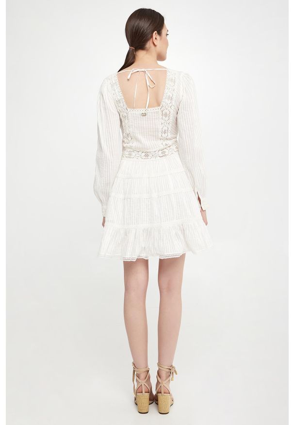 Twinset Milano - Sukienka mini TWINSET. Długość: mini