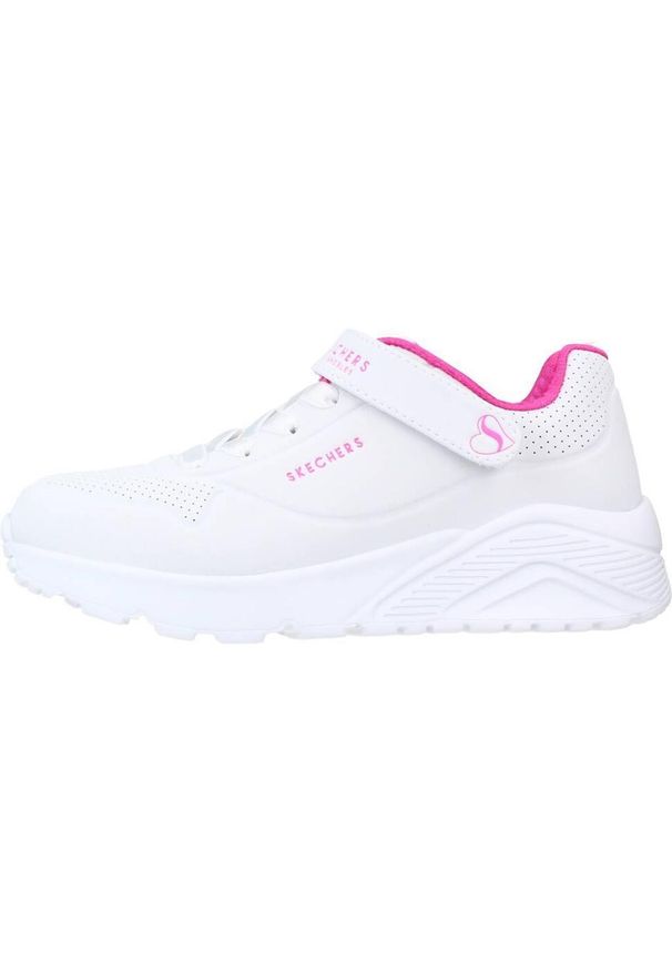 skechers - Buty do chodzenia dla dzieci Skechers Uno Lite. Kolor: biały. Materiał: materiał, syntetyk. Szerokość cholewki: normalna. Sport: turystyka piesza