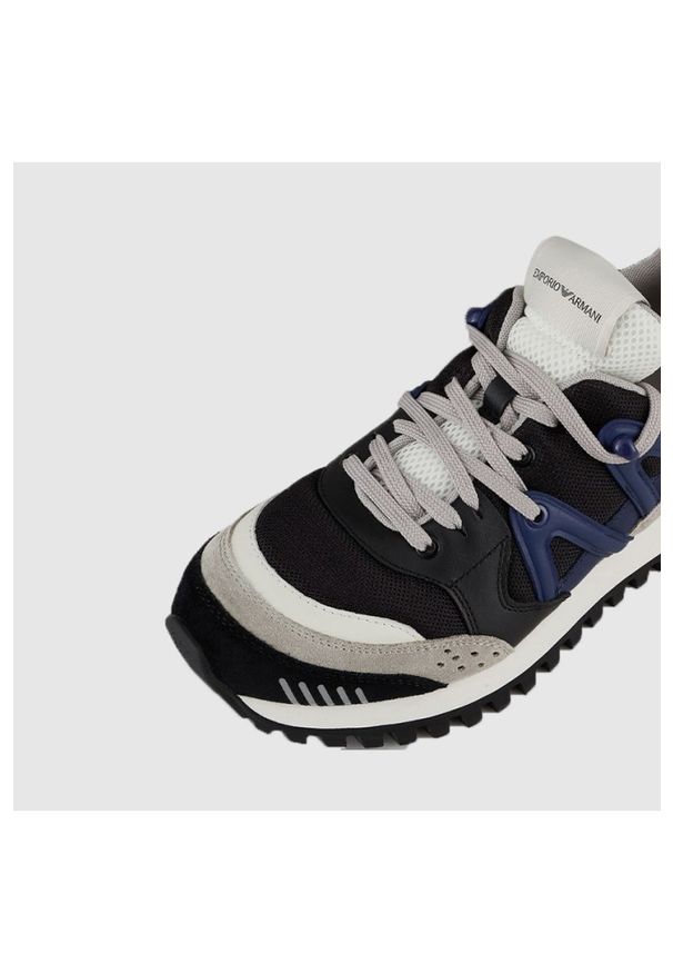 Emporio Armani - EMPORIO ARMANI Czarne sneakersy męskie z niebieskimi elementami. Zapięcie: pasek. Kolor: czarny. Materiał: zamsz, skóra, materiał. Szerokość cholewki: normalna. Wzór: paski