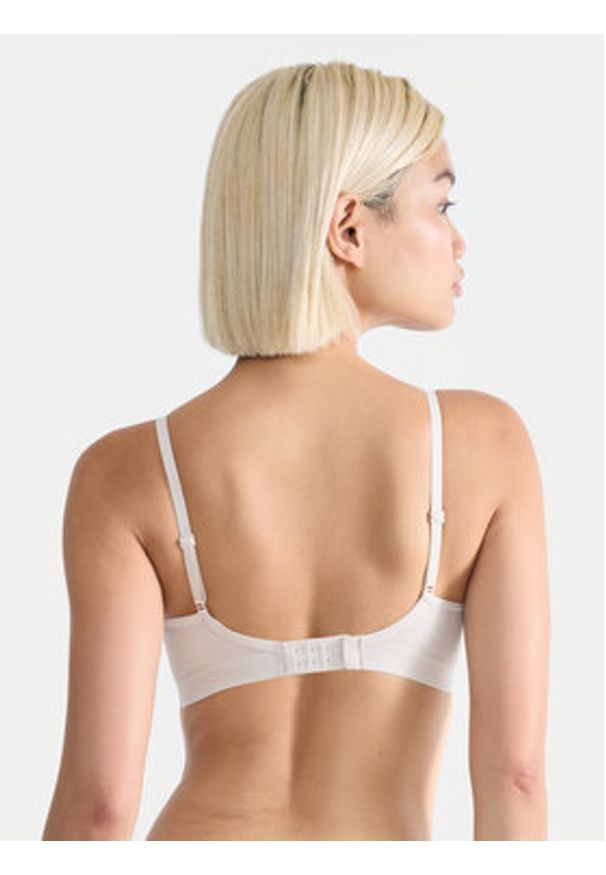 Sloggi Biustonosz top Ever Ease 10219599 Beżowy. Kolor: beżowy. Materiał: bawełna