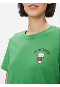 only - ONLY T-Shirt 15310849 Zielony Regular Fit. Kolor: zielony. Materiał: bawełna