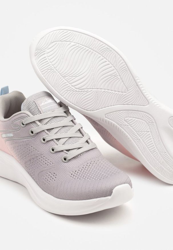 Born2be - Jasnoszare Buty Sportowe na Piankowej Podeszwie Zdobione Efektem Ombre Elanelis. Okazja: na co dzień. Nosek buta: okrągły. Kolor: szary. Materiał: jeans, materiał. Wzór: aplikacja. Sezon: lato, wiosna