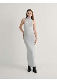 Reserved - Sukienka z metalizowaną nicią - srebrny. Kolor: srebrny. Materiał: dzianina, wiskoza