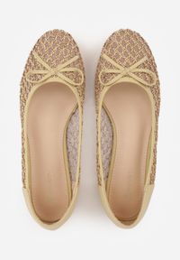 Renee - Ciemnobeżowe Balerinki z Siateczkową Cholewką z Plecionką Zdobione Kokardką Harelaya. Okazja: na spacer. Kolor: beżowy. Materiał: jeans. Szerokość cholewki: normalna. Wzór: aplikacja. Sezon: lato. Obcas: na płaskiej podeszwie. Styl: boho, elegancki #3