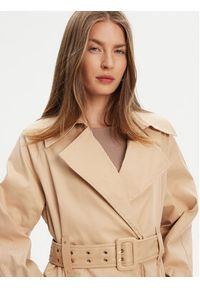 Guess Trencz W5YL02 WHDF1 Beżowy Regular Fit. Kolor: beżowy. Materiał: syntetyk #6