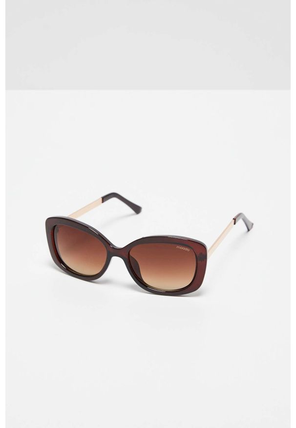 MOODO - Okulary przeciwsłoneczne prostokątne brązowe. Kształt: prostokątne. Kolor: brązowy. Materiał: akryl. Wzór: jednolity, gładki