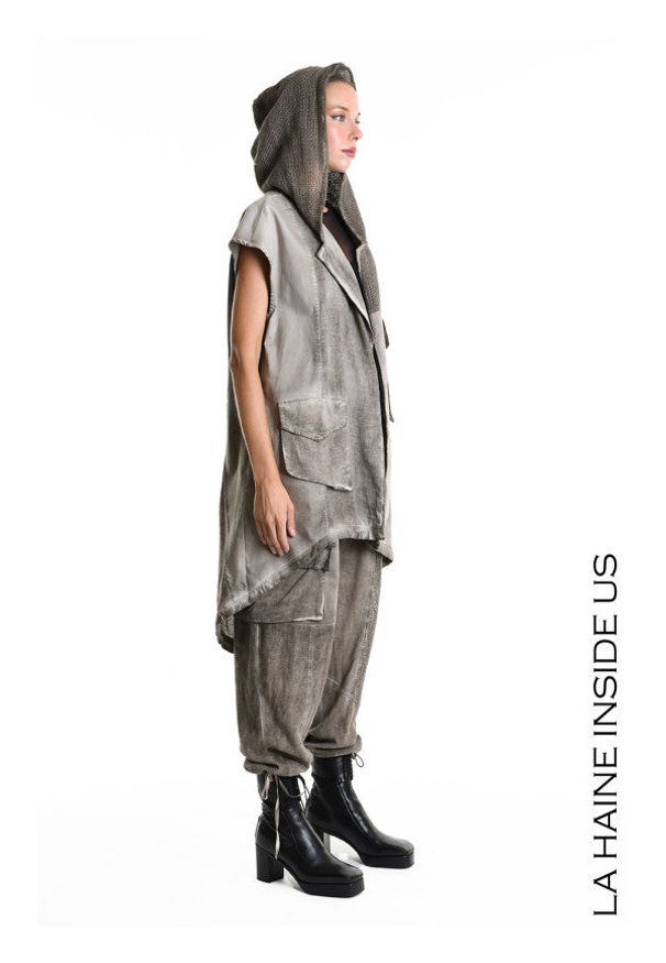 La Haine Inside Us Kamiezelka Unisex | 3B M1273 | Mężczyzna | Brązowy. Okazja: na co dzień. Typ kołnierza: kaptur. Kolor: brązowy. Materiał: bawełna. Długość: długie. Wzór: aplikacja. Styl: casual, elegancki