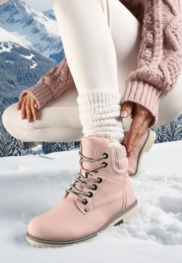 Born2be - Różowe Płaskie Klasyczne Traperki ze Sznurowaniem Lobanne. Kolor: różowy. Materiał: jeans, wełna. Sezon: zima, jesień. Styl: klasyczny