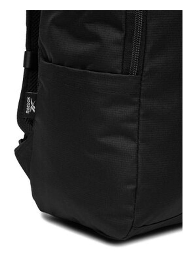 Reebok Plecak C-RBK-P-009-08 Czarny. Kolor: czarny. Materiał: materiał