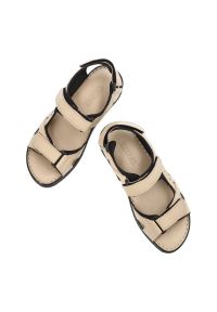 Beżowe Sandały Artiker Sportowe Buty Damskie. Okazja: na co dzień. Zapięcie: rzepy. Kolor: beżowy. Wzór: aplikacja. Materiał: skóra. Sezon: lato. Obcas: na obcasie. Styl: sportowy. Wysokość obcasa: średni #6