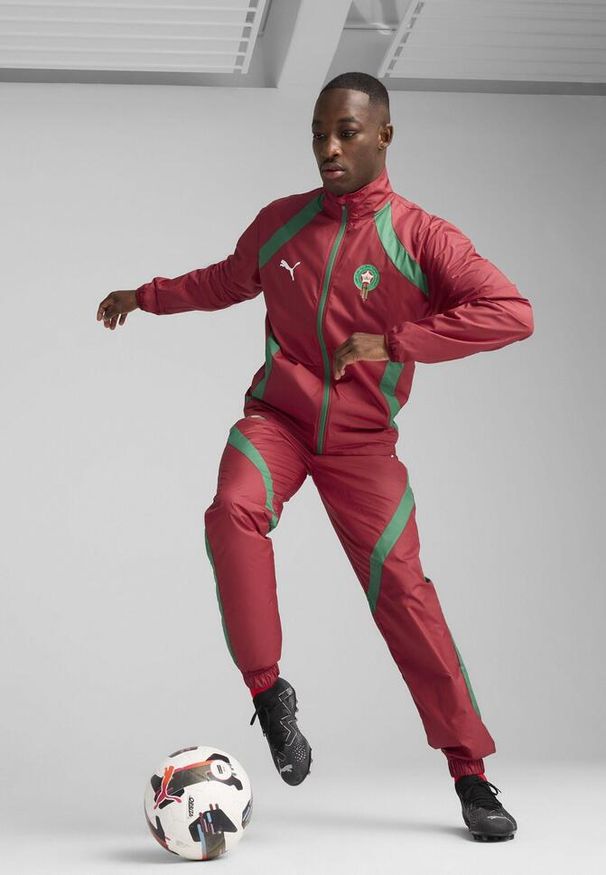 Puma - Męska tkana kurtka przedmeczowa Maroko PUMA Intense Red Archive Green. Kolor: czerwony, wielokolorowy, zielony. Wzór: nadruk