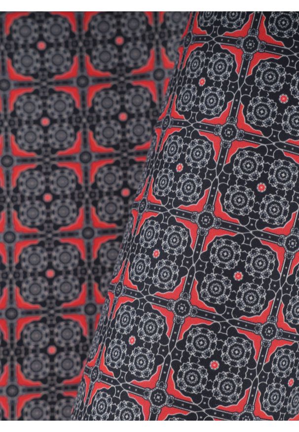 Pako Lorente - PAKO LORENTE - Ciemnogranatowa poszetka we wzór. Kolor: niebieski. Materiał: poliester