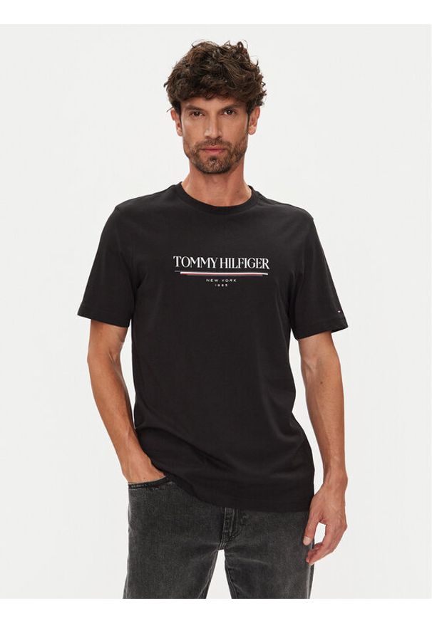 TOMMY HILFIGER - Tommy Hilfiger T-Shirt Brand Love MW0MW40324 Czarny Regular Fit. Kolor: czarny. Materiał: bawełna