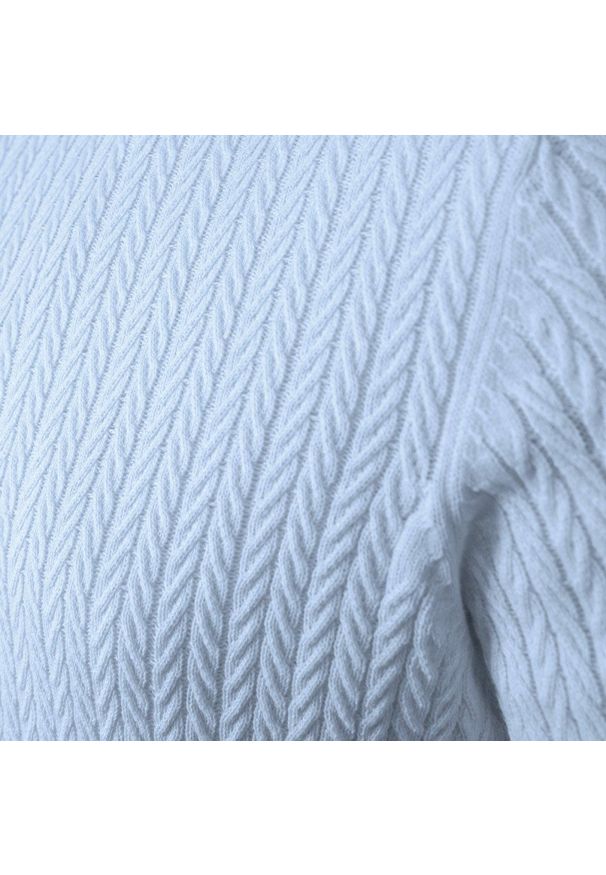 Lekki (Przejściowy) Sweter Męski z Bawełnianej Dzianiny - Pako Jeans - Błękitny. Okazja: do pracy, na spotkanie biznesowe. Kolor: niebieski. Materiał: bawełna. Styl: klasyczny, biznesowy