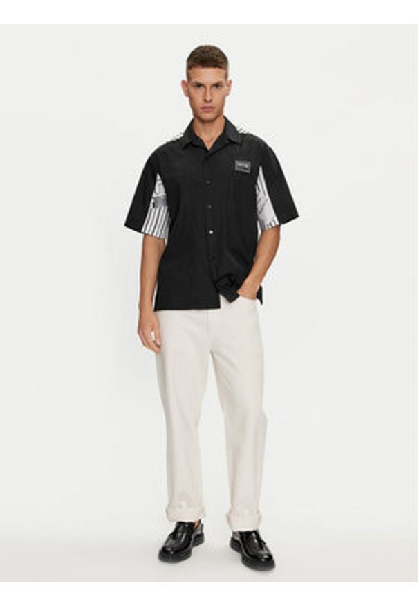 Versace Jeans Couture Koszula 76GAL202 Czarny Relaxed Fit. Kolor: czarny. Materiał: bawełna