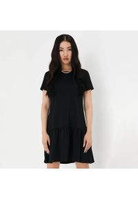 Sinsay - Sukienka mini z marszczeniami - Czarny. Kolor: czarny. Długość: mini #1