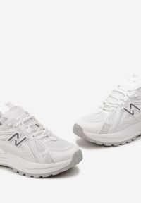 Renee - Białe Sneakersy na Platformie z Wstawkami z Siateczki Epionna. Kolor: biały. Obcas: na platformie #3