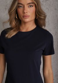 Renee - Granatowy T-shirt z Bawełny z Okrągłym Dekoltem Nedima. Okazja: na co dzień. Kolor: niebieski. Materiał: bawełna. Styl: klasyczny, casual #4