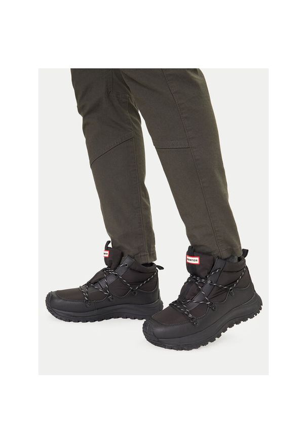 Trekkingi Hunter. Kolor: czarny. Sport: turystyka piesza