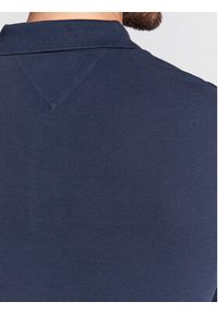 Tommy Jeans Polo Solid DM0DM15077 Granatowy Slim Fit. Typ kołnierza: polo. Kolor: niebieski. Materiał: bawełna