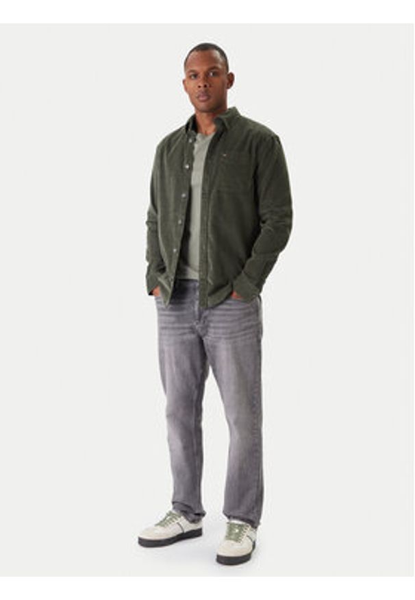 Tommy Jeans Koszula Baby Cord DM0DM22021 Zielony Regular Fit. Kolor: zielony. Materiał: bawełna