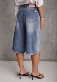 Renee - Niebieskie Jeansowe Szorty Casual Typu Jorts z Bawełną i Domieszką Wiskozy Polaera. Okazja: na co dzień. Kolor: niebieski. Materiał: jeans, bawełna, wiskoza. Sezon: lato. Styl: casual #2