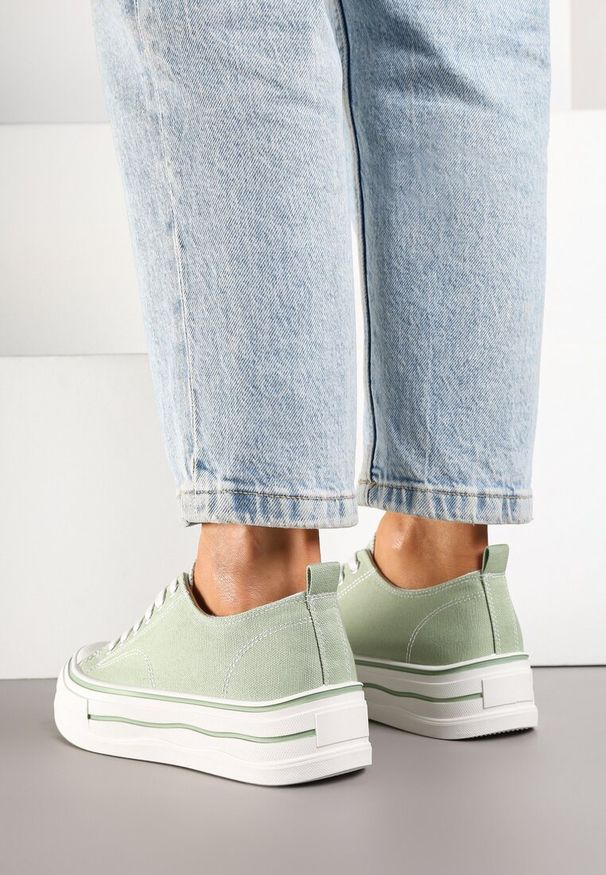 Born2be - Jasnozielone Klasyczne Trampki na Grubej Podeszwie Natileva. Okazja: na co dzień. Kolor: zielony. Materiał: jeans. Szerokość cholewki: normalna. Styl: klasyczny