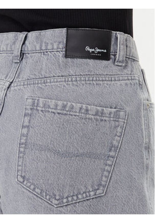 Pepe Jeans Szorty jeansowe PL801112 Szary Slim Fit. Kolor: szary. Materiał: bawełna