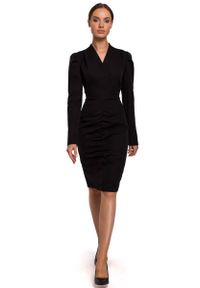 MOE - Czarna Ołówkowa Sukienka z Marszczeniem na Spódnicy. Kolor: czarny. Materiał: poliester, elastan. Typ sukienki: ołówkowe