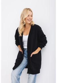 BLUZA DELIA CZARNA S - Flawless. Kolor: czarny. Materiał: poliester, bawełna. Długość: długie. Wzór: prążki. Sezon: zima, jesień #1