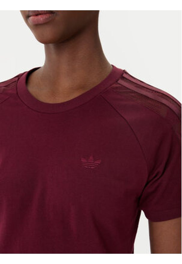 Adidas - adidas T-Shirt Lace Cali KC6453 Bordowy Regular Fit. Kolor: czerwony. Materiał: bawełna