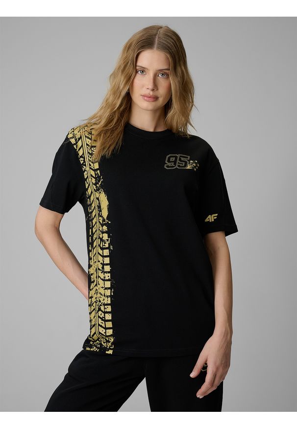 4f - 4F T-shirt regular z nadrukiem uniseks 4F x Bartosz Zmarzlik - czarna S. Okazja: na co dzień. Kolor: czarny. Materiał: materiał, bawełna. Wzór: nadruk. Styl: casual, klasyczny, sportowy