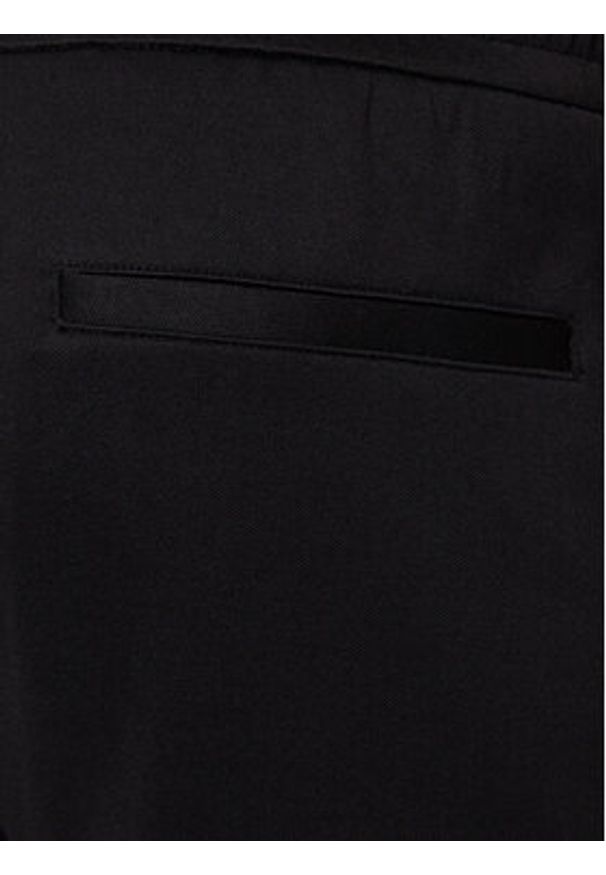 Armani Exchange Spodnie dresowe XM001358 AF16278 UC001 Czarny Regular Fit. Kolor: czarny. Materiał: syntetyk, bawełna