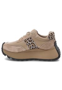 Beżowe Sneakersy Filippo Stylowe Obuwie Damskie Panterka. Kolor: beżowy. Materiał: skóra ekologiczna, zamsz. Szerokość cholewki: normalna. Wzór: motyw zwierzęcy. Styl: elegancki #5