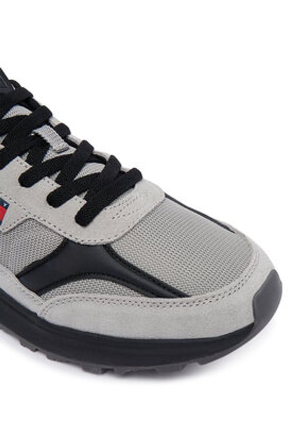Tommy Jeans Sneakersy Tjm Technical Runner EM0EM01738 Szary. Kolor: szary. Materiał: materiał