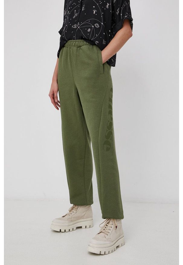 Ellesse - Spodnie. Kolor: zielony. Wzór: nadruk