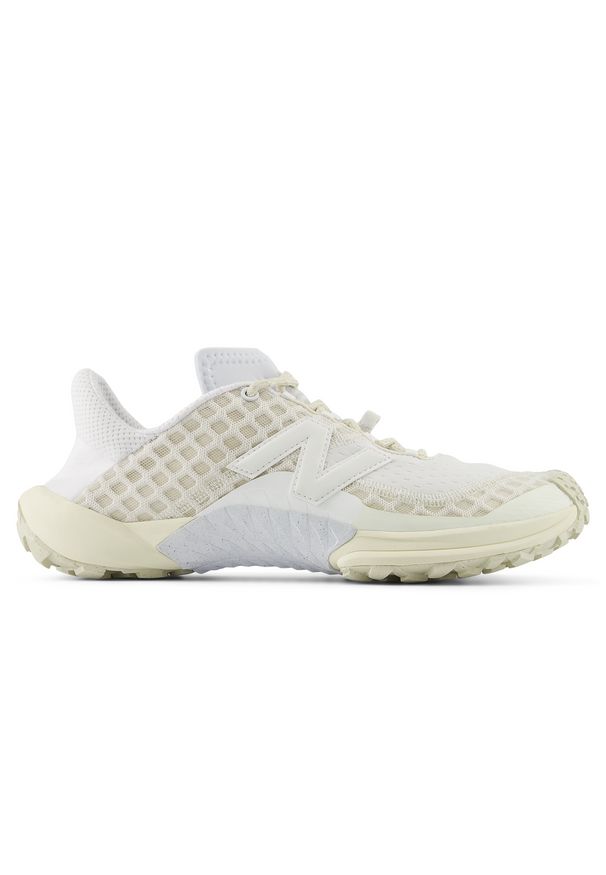 Buty unisex New Balance Minimus MTM10LEC – beżowe. Zapięcie: sznurówki. Kolor: beżowy. Szerokość cholewki: normalna. Sport: bieganie
