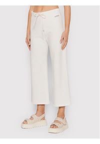 Liviana Conti Spodnie dresowe F2SJ75 Biały Relaxed Fit. Kolor: biały. Materiał: bawełna #1