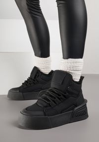 Born2be - Czarne Ocieplane Sneakersy na Grubej Podeszwie z Tłoczonym Wzorem Anweda. Okazja: na co dzień. Kolor: czarny. Materiał: jeans #1