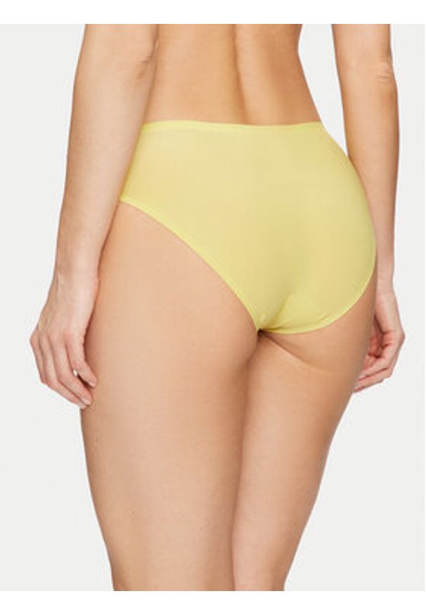 Chantelle Figi klasyczne Soft Stretch C26430 Żółty. Kolor: żółty. Materiał: syntetyk