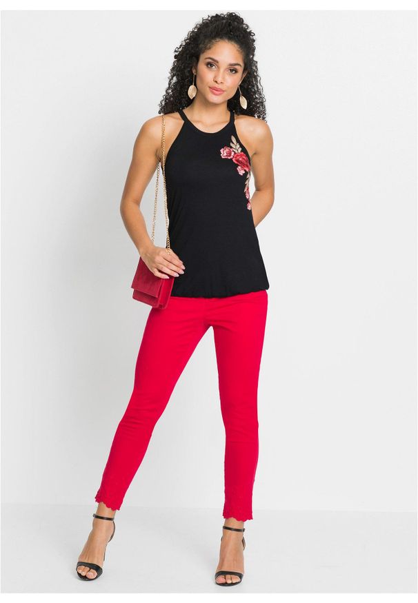 bonprix - Top z haftem. Kolor: czarny. Wzór: haft