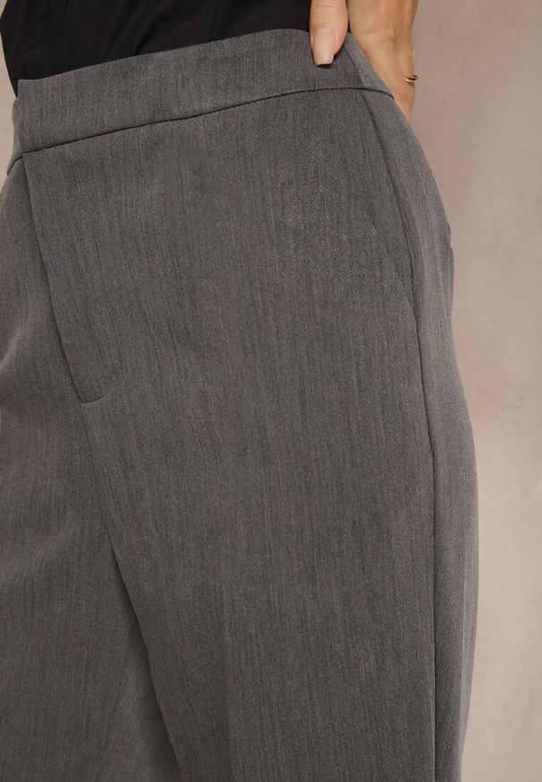Renee - Szare Garniturowe Spodnie Cygaretki z Wiskozą High Waist Tialys. Okazja: na spotkanie biznesowe, na co dzień. Stan: podwyższony. Kolor: szary. Materiał: wiskoza. Styl: biznesowy, klasyczny, casual