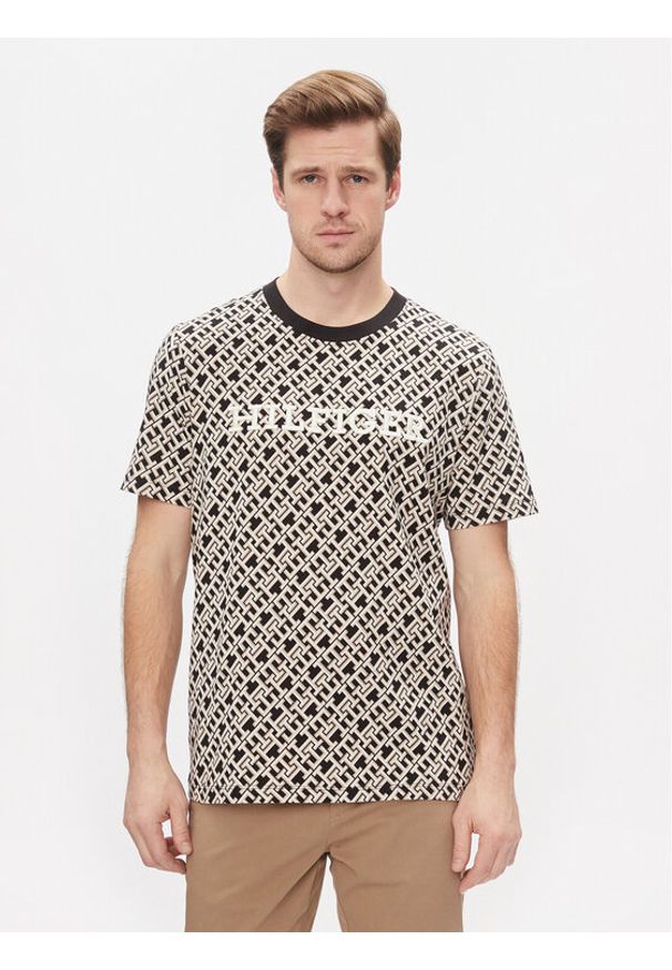 TOMMY HILFIGER - Tommy Hilfiger T-Shirt Aop Monotype Tee MW0MW34187 Czarny Regular Fit. Kolor: czarny. Materiał: bawełna