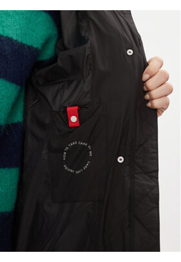 s.Oliver Kurtka zimowa 2133096 Czarny Loose Fit. Kolor: czarny. Materiał: syntetyk. Sezon: zima