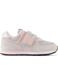 Buty New Balance PV574EVK – beżowe. Okazja: na co dzień. Zapięcie: rzepy. Kolor: beżowy. Materiał: guma, syntetyk, zamsz, materiał, skóra. Szerokość cholewki: normalna. Model: New Balance 574. Sport: turystyka piesza
