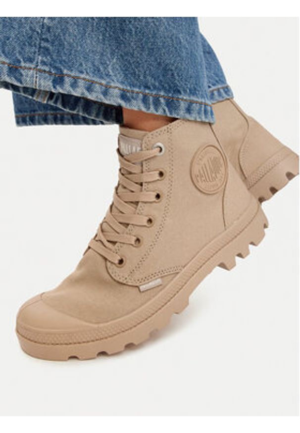 Palladium Trapery Pampa Hi mono U 73089-271-M Beżowy. Kolor: beżowy. Materiał: materiał