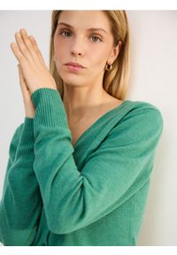 Reserved - Wełniany kardigan - zielony. Kolor: zielony. Materiał: wełna #1
