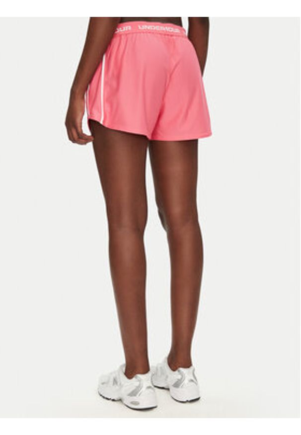 Under Armour Szorty sportowe Tech™ Play Up 1389882 Różowy Regular Fit. Kolor: różowy. Materiał: syntetyk