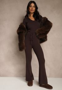 Renee - Brązowe Dzianinowe Spodnie z Wiskozą o Kroju Flare Zetene. Okazja: na spacer, na co dzień. Kolor: brązowy. Materiał: dzianina, wiskoza. Styl: casual, klasyczny #1